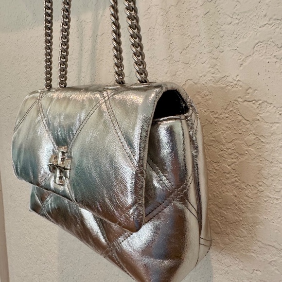 New Tory Burch Kira Metallic Diamond Quilt Convertible Shoulder Bag Purse Silver - Picture 3 of 13